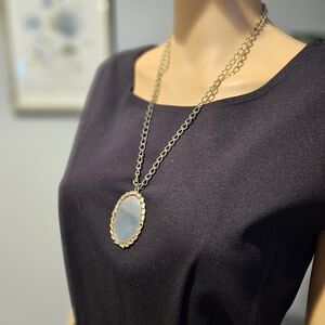 Vintagr Gold Oval Pendant Mirror Necklace - Women Jewelry